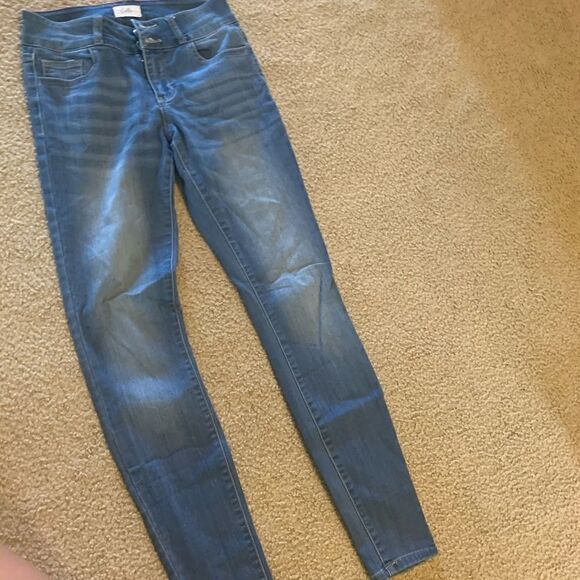 Jeans!   - Picture 3 of 3